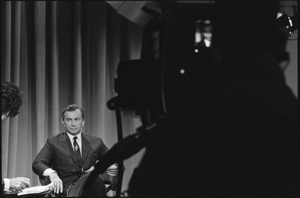 5022.49_LibraryOfCongress_1968DNC_Lieberman_Vidal_with_Camera_06786_ForPromo.jpg